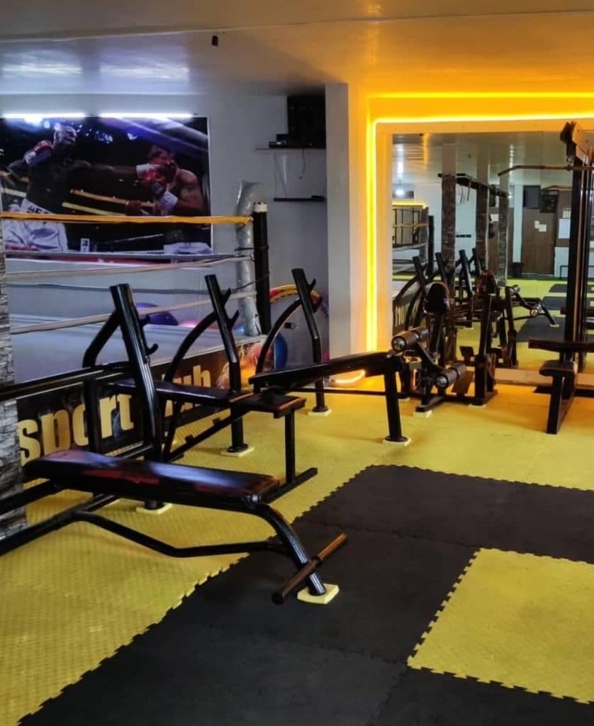 آکادمی تخصصی رشته های ورزشی رزمی پارس کلاب در ساری