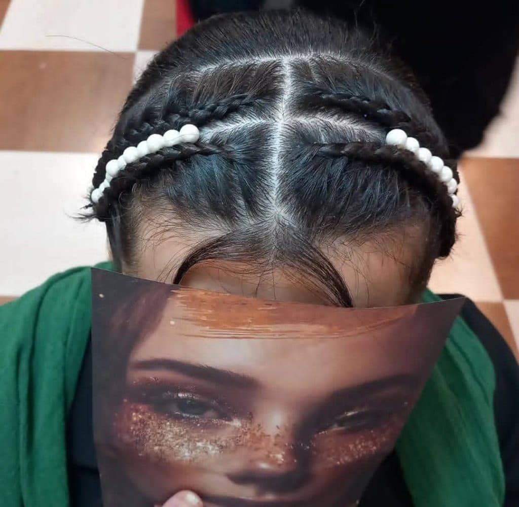 آموزشگاه مراقبت زیبایی جانان در لردگان