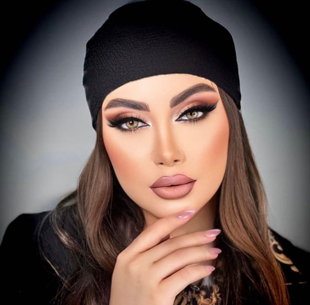 آموزشگاه و سالن زیبایی گونش مهدیزاده در سهند