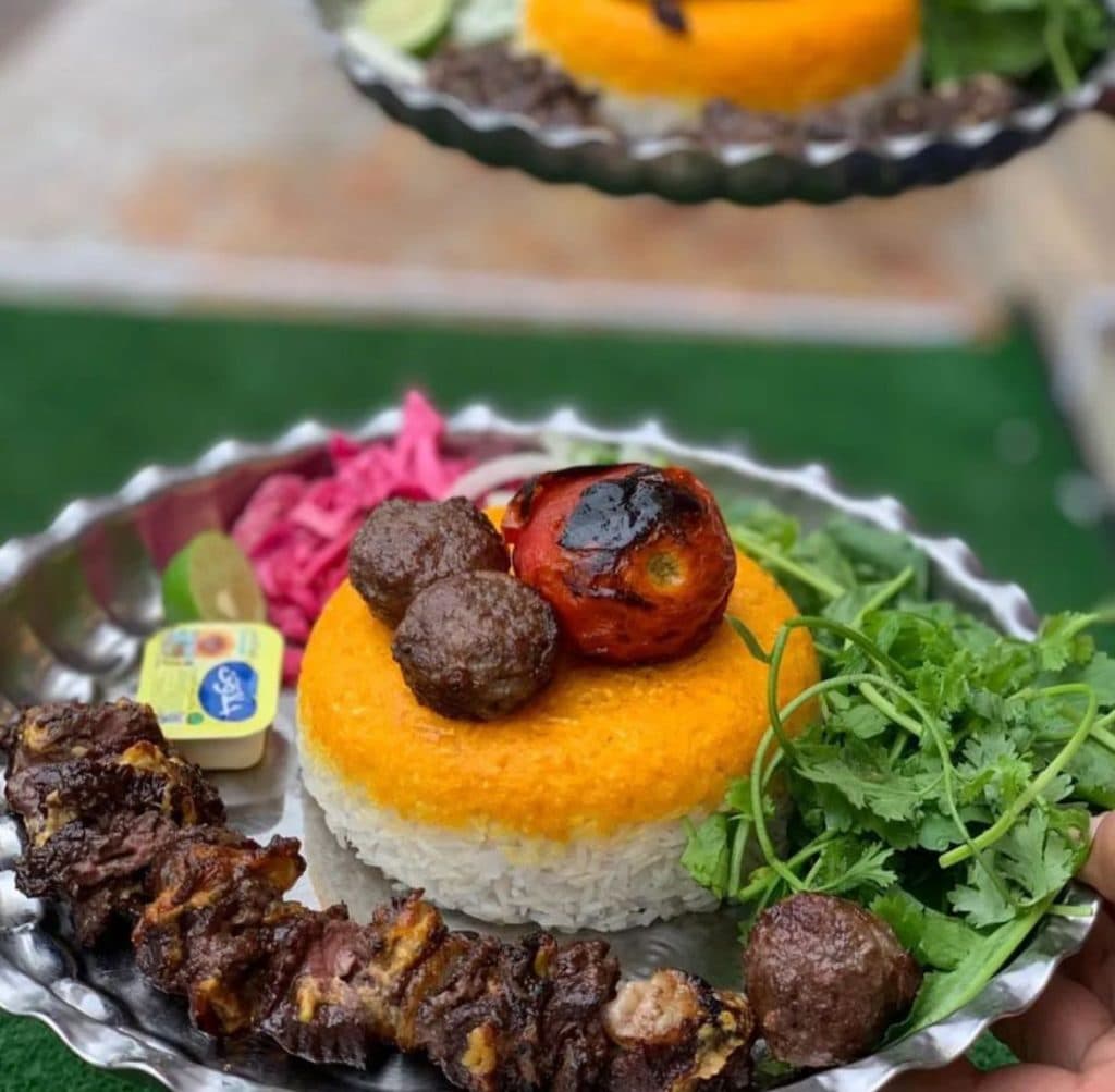 رستوران شف ایمان در لاهیجان