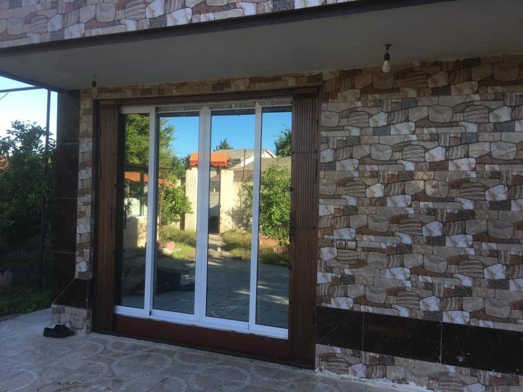 شیشه رضوانی در تهران