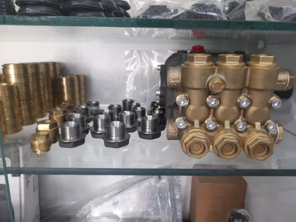 فروش تجهیزات کارواش باران در کرمان