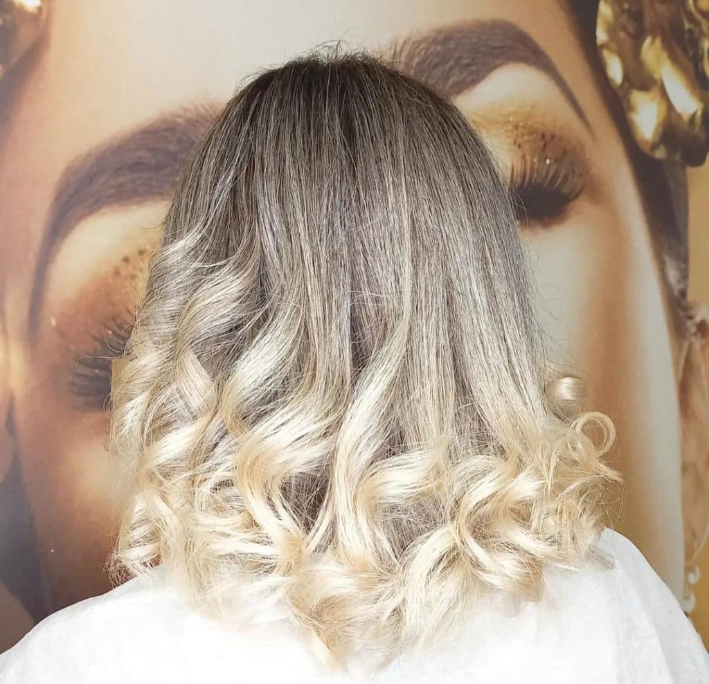 سالن زیبایی رزآتین در هاشمیه مشهد