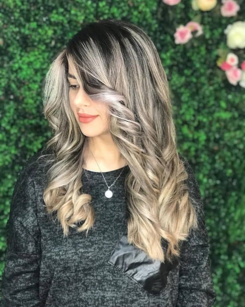 مرکز تخصصی رنگ و لایت مو صنم عباسی در گوهردشت کرج