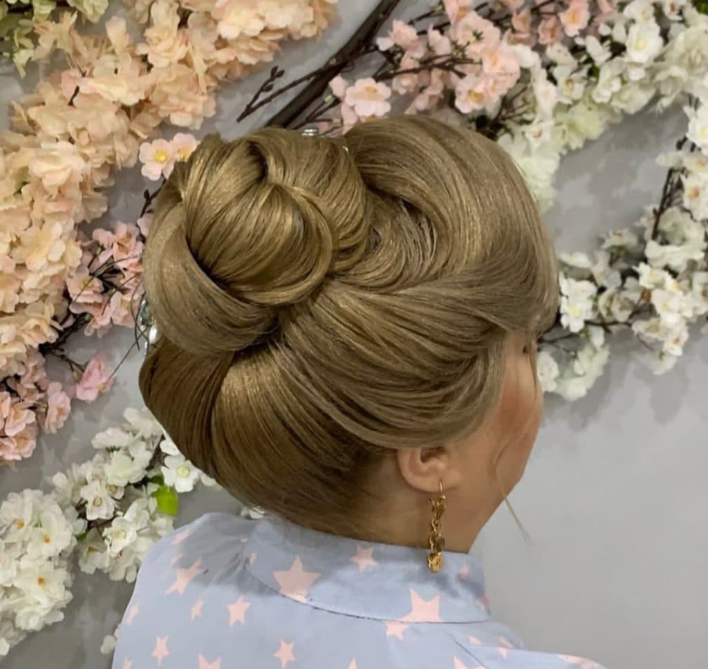 سالن زیبایی رویا نصیری در اسلامشهر گلستان