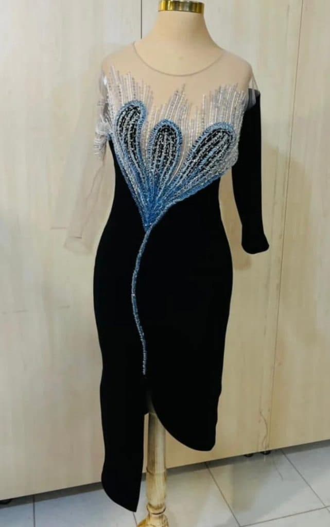 طراحی تزئینات لباس هدی صدرالدینی در تبریز