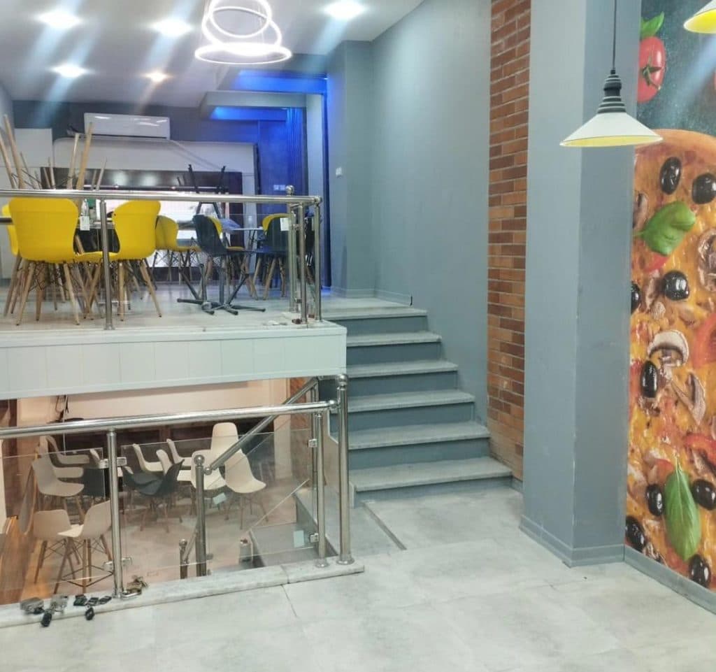 فست فود پکوره سموسه بهونه در زاهدان