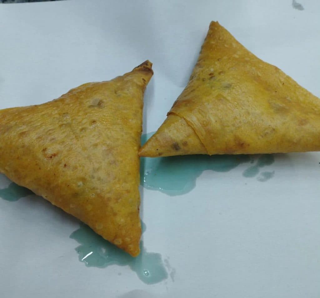 فست فود پکوره سموسه بهونه در زاهدان