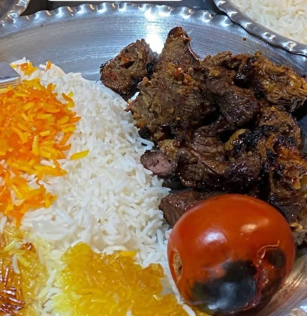 کافه رستوران میم در خمام