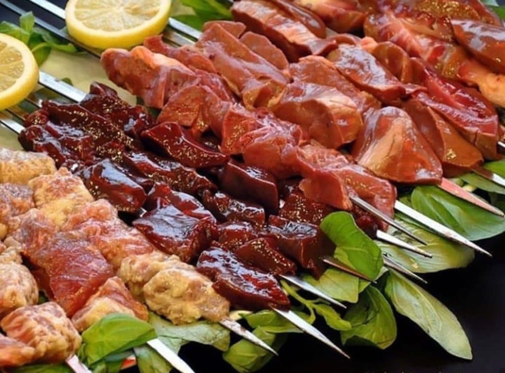 کبابی سنتی آقاجون در صفا بروجرد