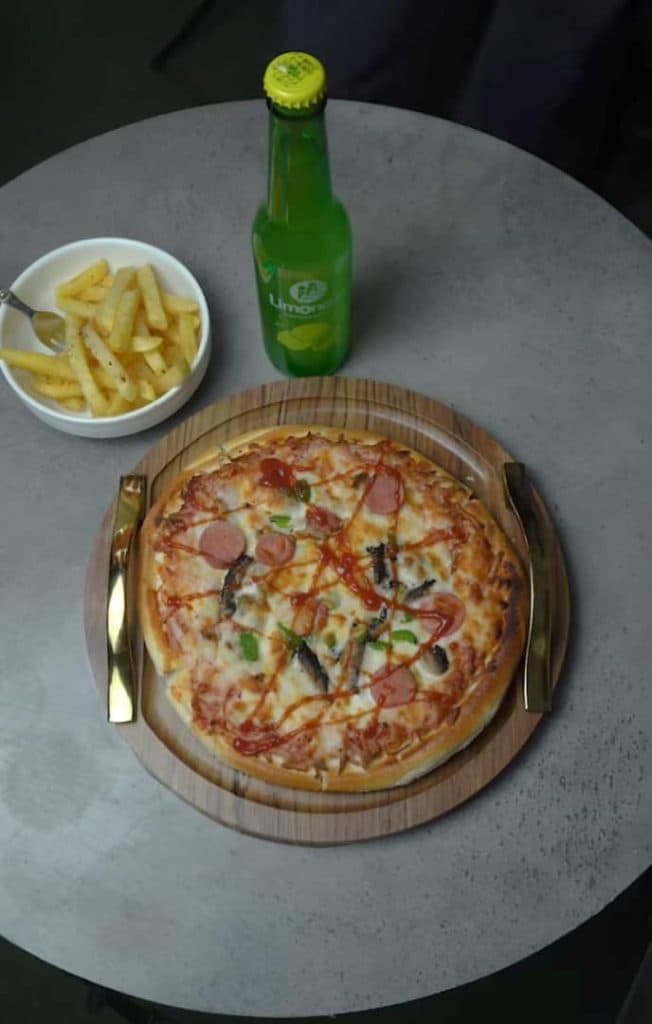 کافه باران در موسیان ایلام