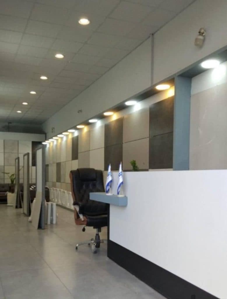 نمایندگی فروش پرسلانهای مات براق مادسرام در مایان تبریز