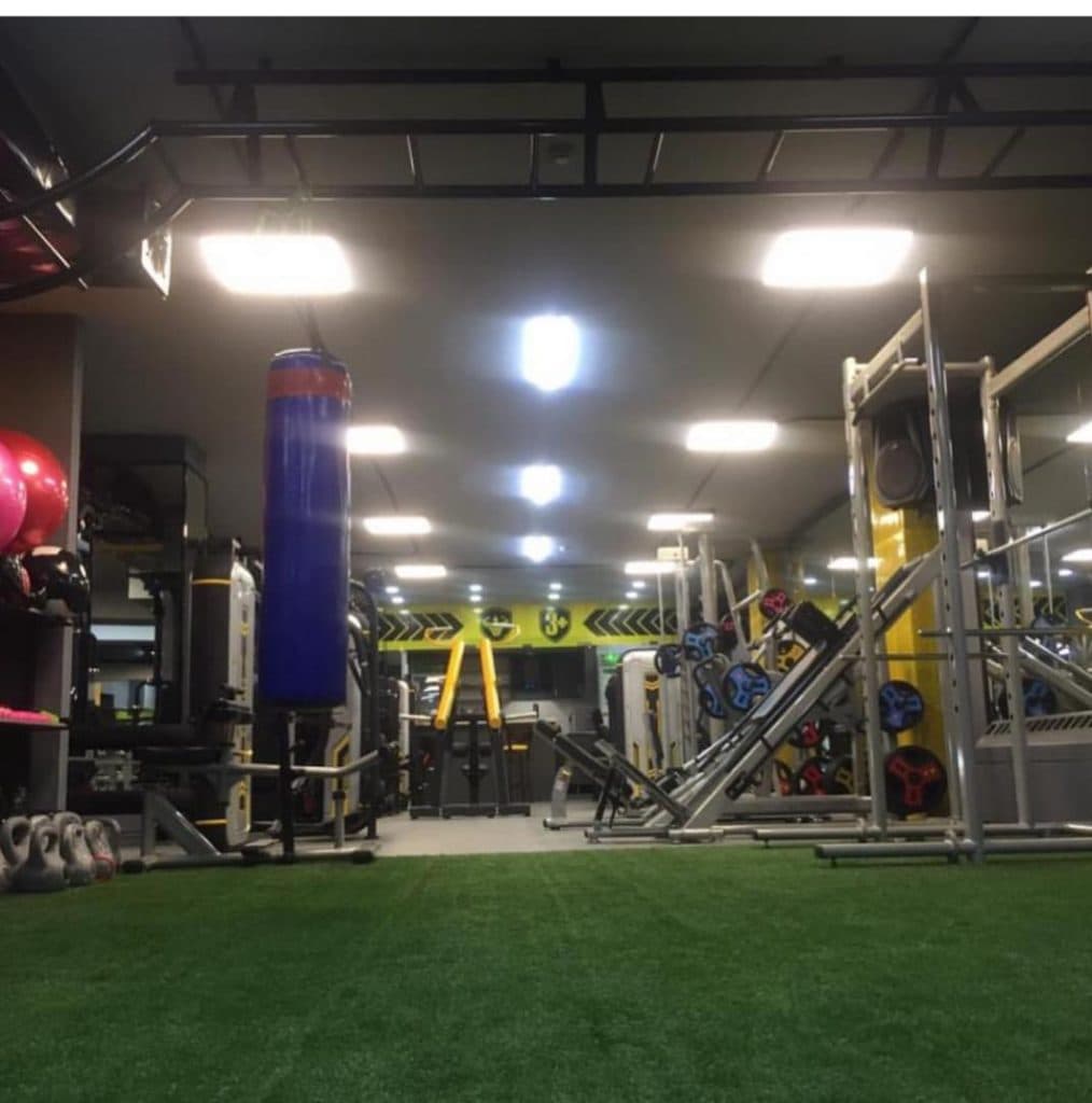 باشگاه بدنسازی مثبت 3 در امام خمینی اصفهان