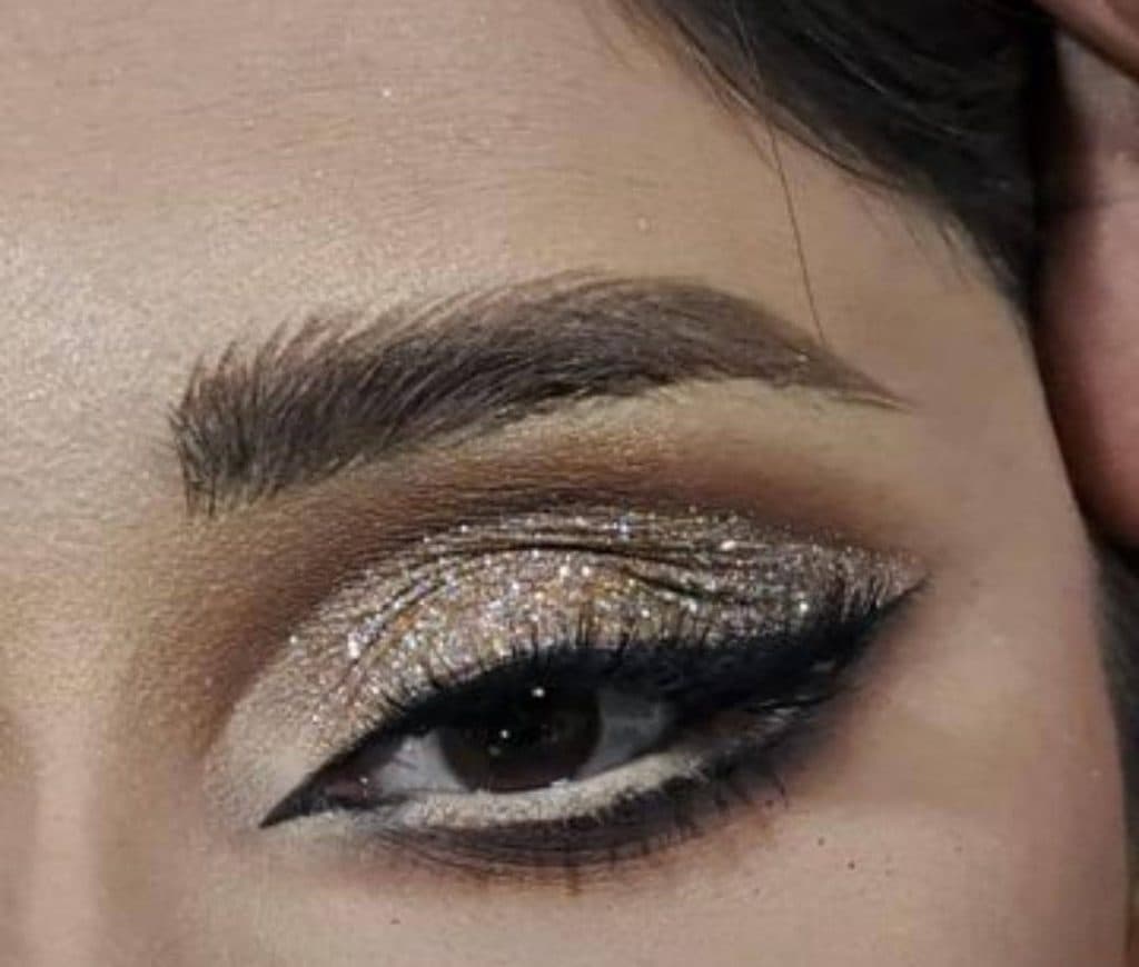 آموزشگاه مراقبت زیبایی زن روز در رامهرمز