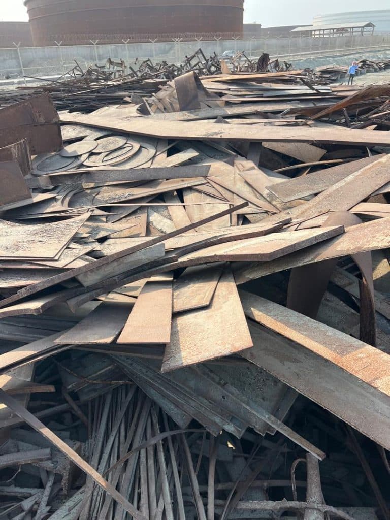 خرید کلی بار مزایده تاجیک در بندرعباس