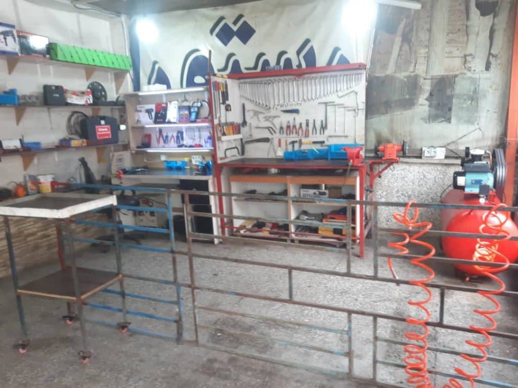 فروش لوازم یدکی استادکار در جاده چالوس