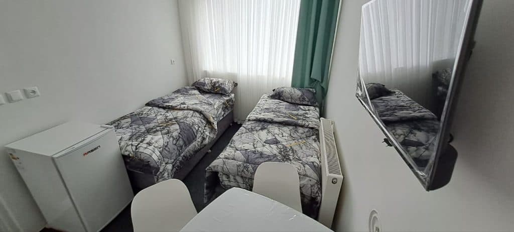 هتل آپارتمان آران در میدان ساعت تبریز