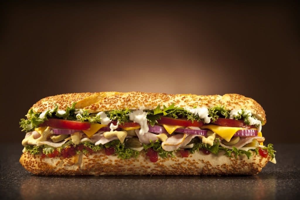 فست فود نیم متری در اردبیل