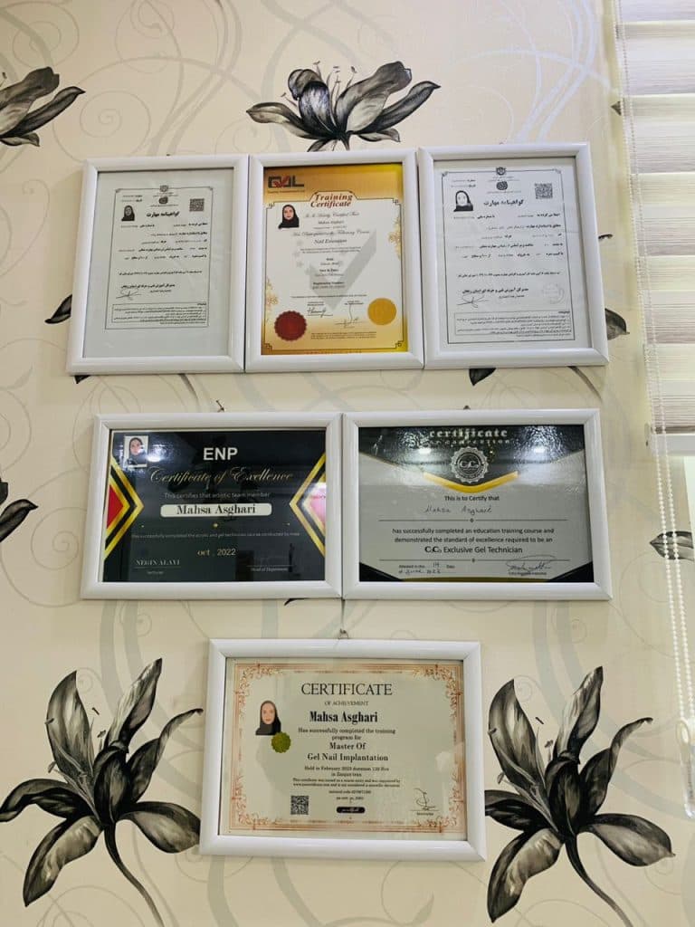 خدمات تخصصی ناخن مهسا اصغری در اعتمادیه زنجان