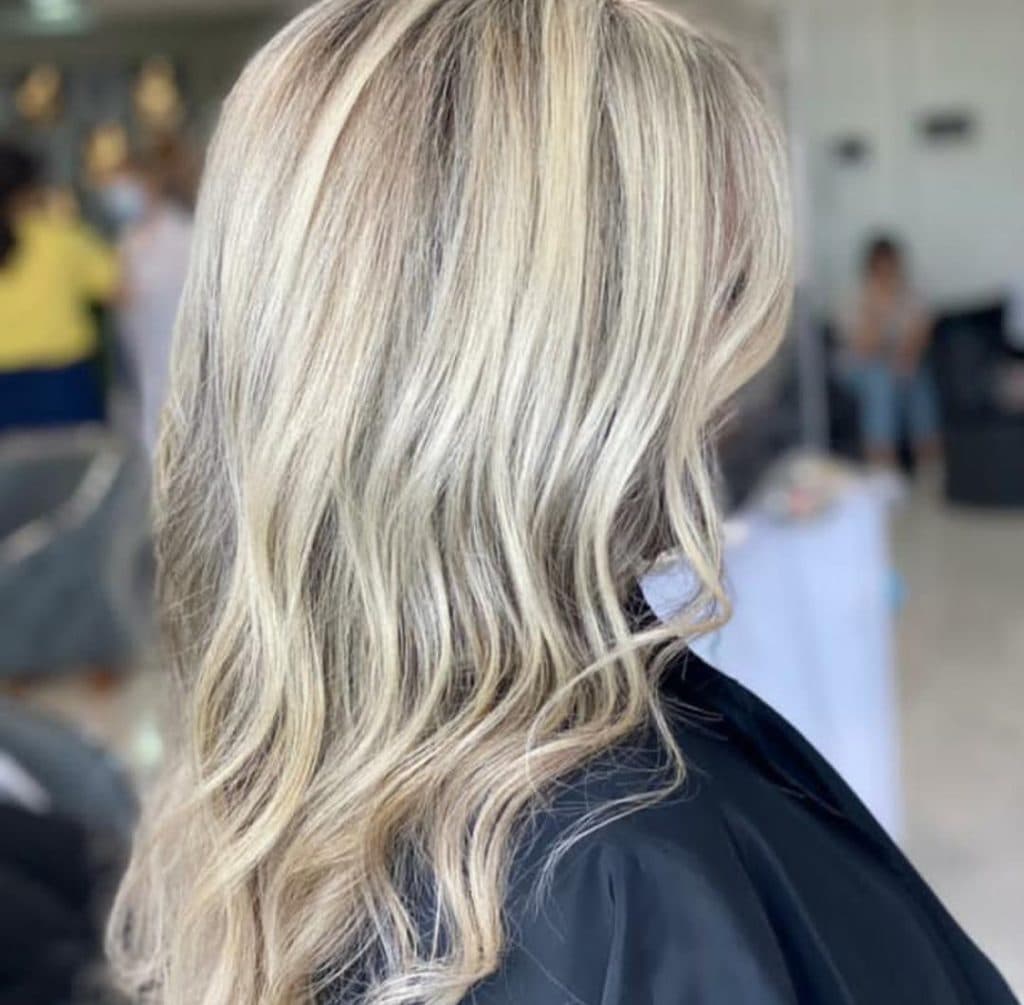 سالن زیبایی فروزان در میدان سعدی کیش