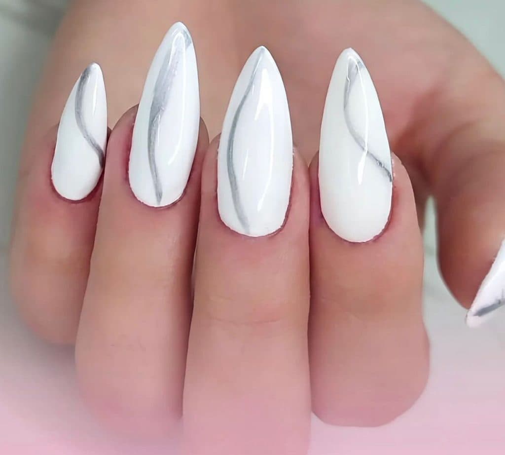 آموزش و خدمات vip کاشت ناخن مهدیه اشرفی در شبستر