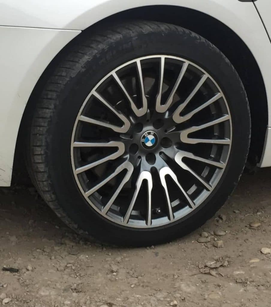 رینگ و لاستیک حسین استوک در قائم شهر