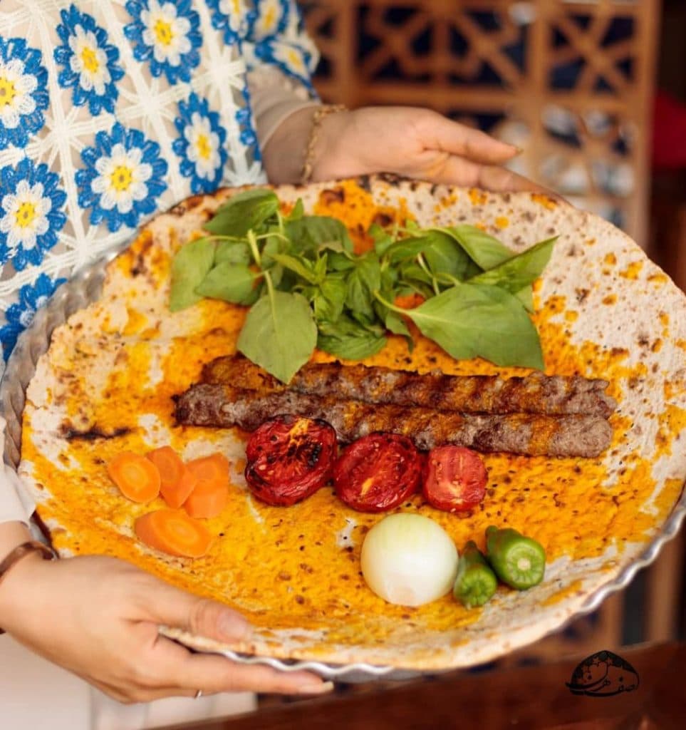 بریانی و خورش ماست سنتی اصفهان جعفرپور در تبریز