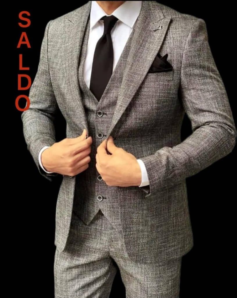 فروشگاه کت و شلوار مردانه سالدو در سه راه شریعتی کرمانشاه