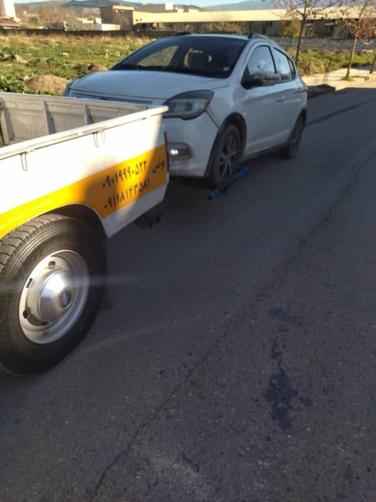 امدادخودرو و تعمیر در محل یونس در محور جنگل گلستان