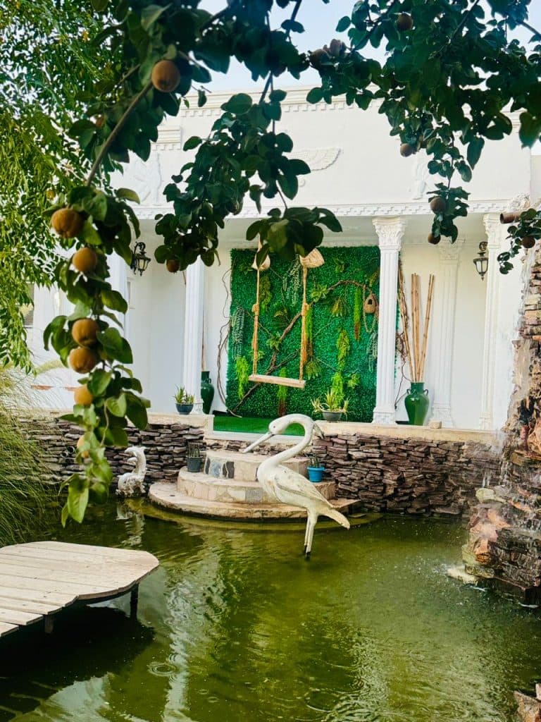 باغ عمارت موژان در اصفهان