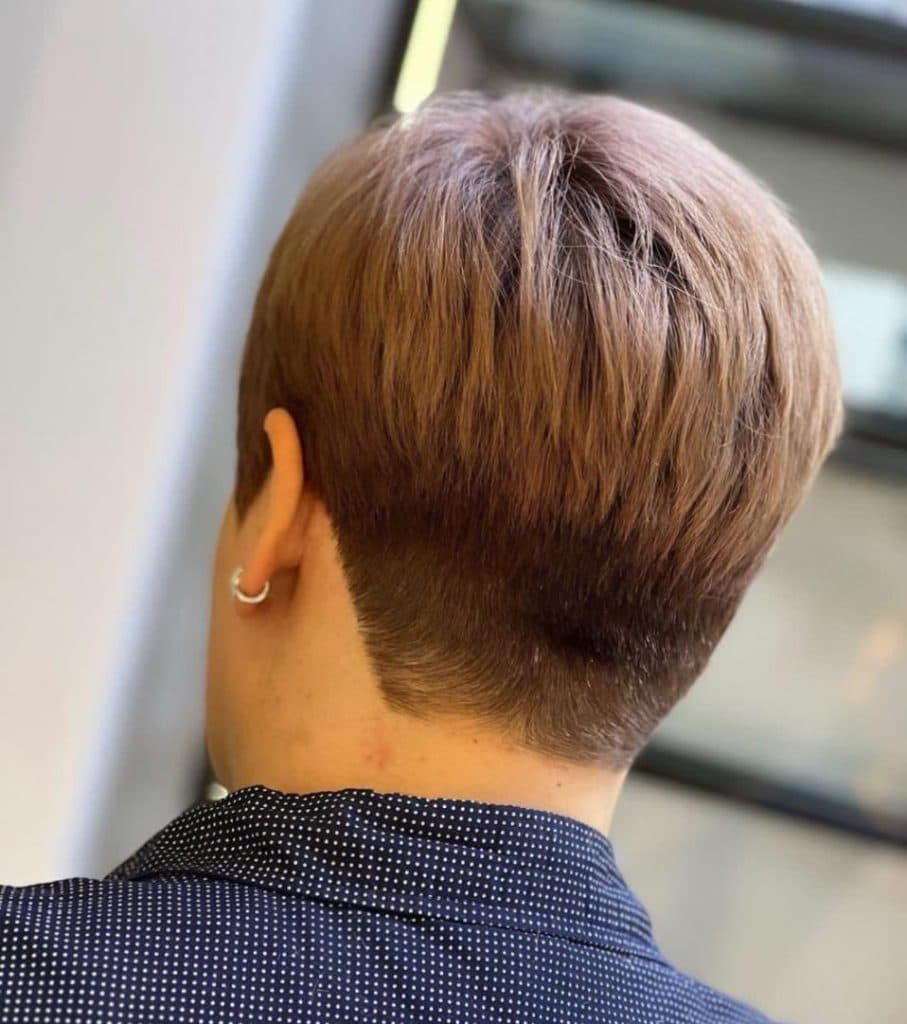 سالن تخصصی زیبایی فیروزه در شهرک آزادگان اردبیل