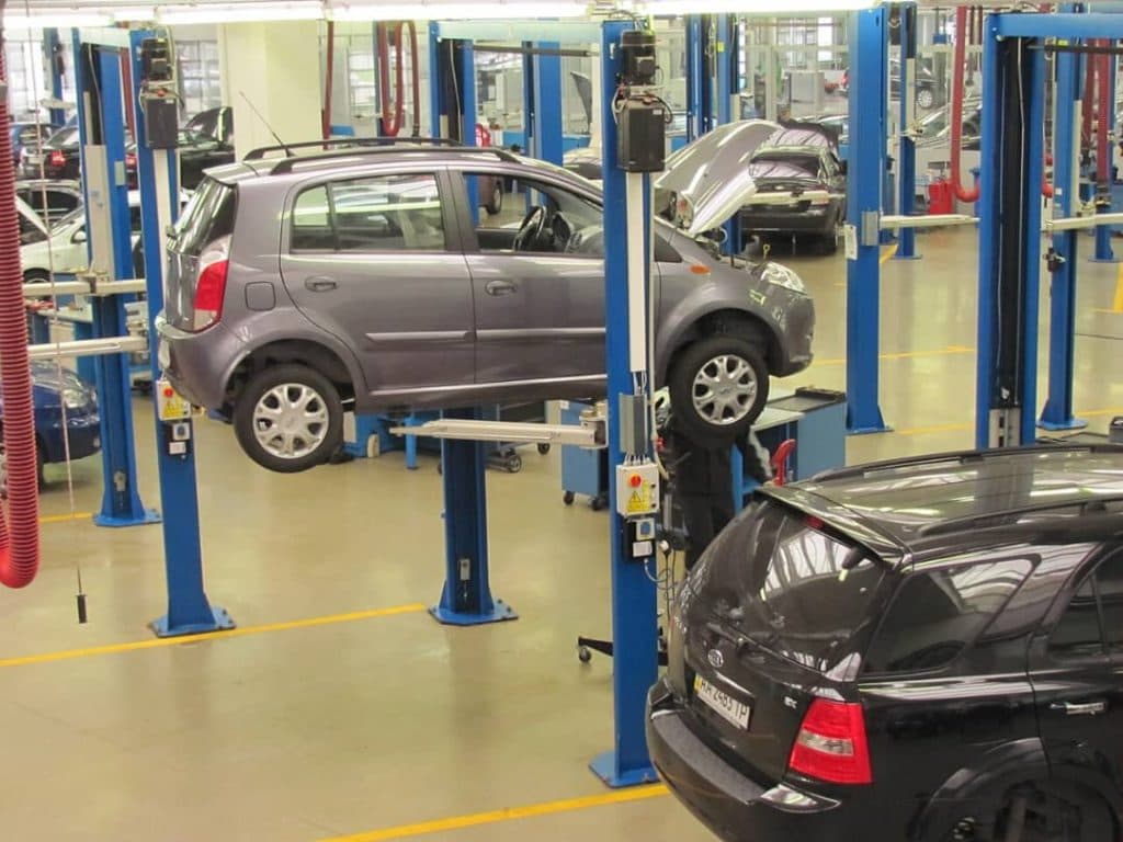 تعمیرگاه خودرو ایرانی و خارجی ساسان اشرفی در ایلام