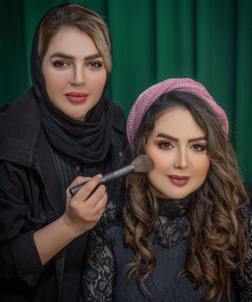 سالن زیبایی کهکشان در بلوار صیاد شیرازی یزد