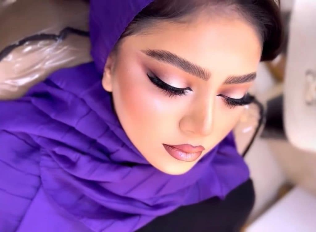 آموزش و خدمات تخصصی vip میکاپ عروس مهرنوش فیروزی در مراغه