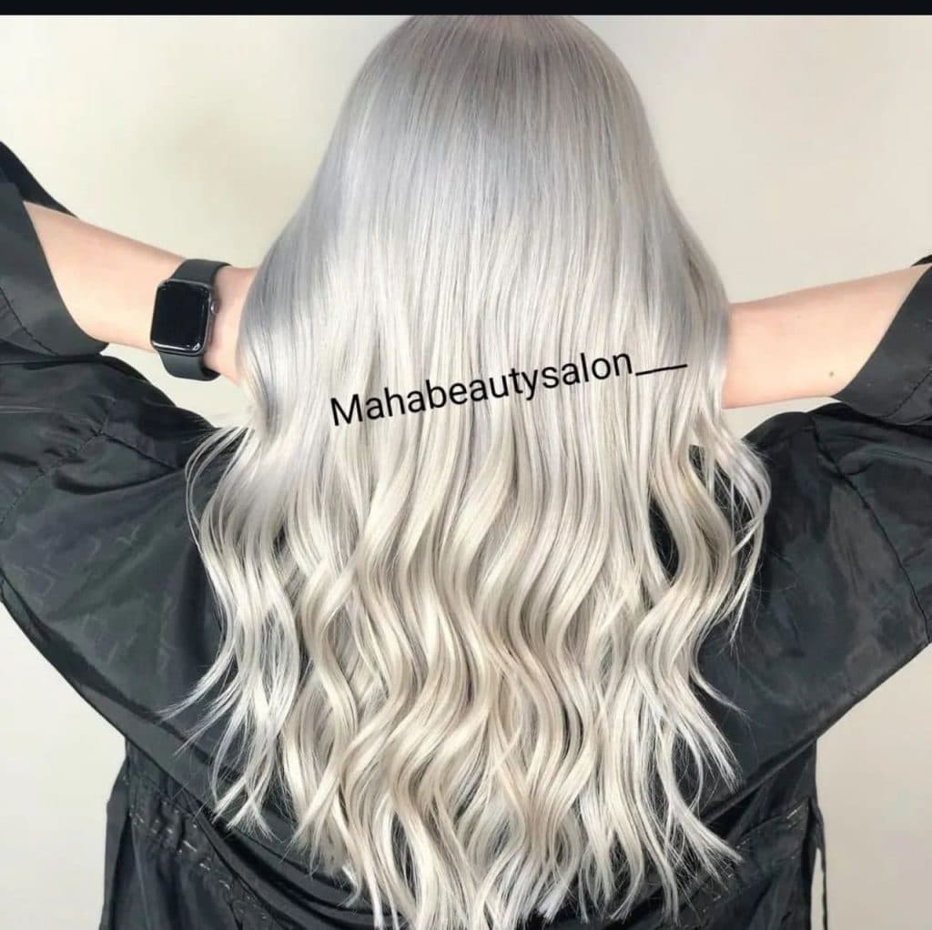 مرکز تخصصی کار با مواد و رنگ مو مها در صابرین رشت