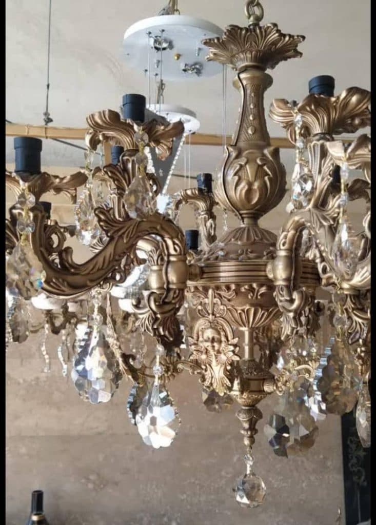 تولیدی لوستر برنزی کریستالی امین در شهرک صنعتی مدنی تبریز