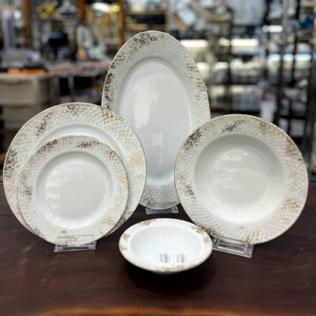 فروشگاه سرویس چینی و آرکوپال جاز ماز در اصفهان