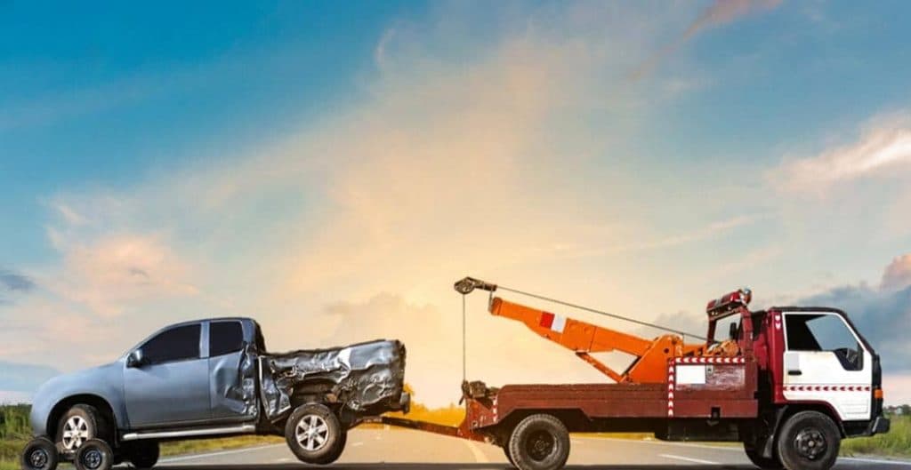 یدک کش و جرثقیل حسن محمدی در بیرجند