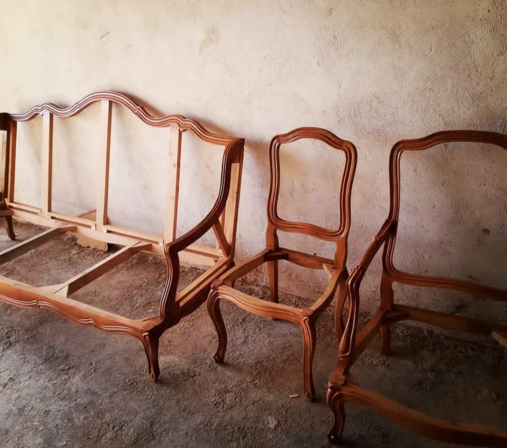 صنایع چوبی مبل ایرانیان در جاده جاجرود به تهران