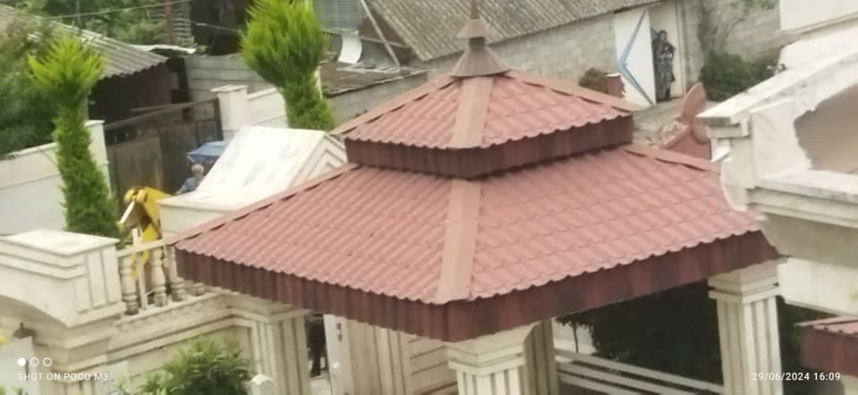 اجرا سقف شیروانی عبدالله وند در شهریار