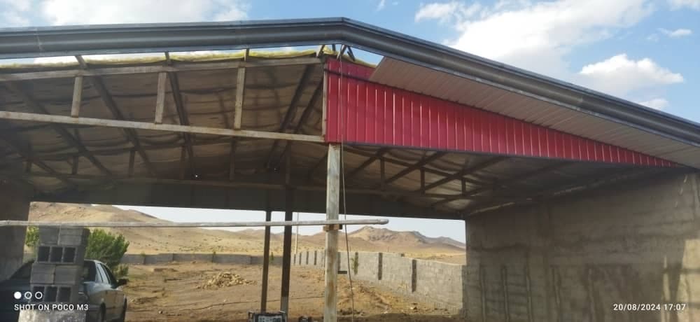 اجرا سقف شیروانی عبدالله وند در شهریار