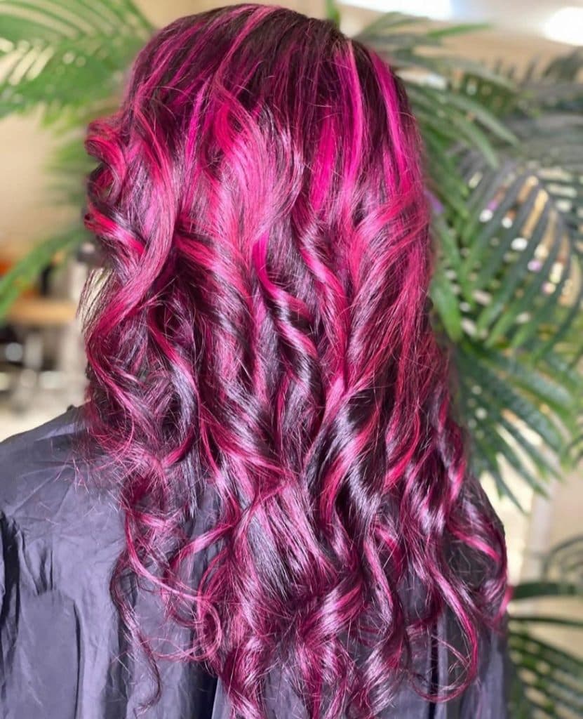 سالن زیبایی سارا بابایی در منیریه تهران