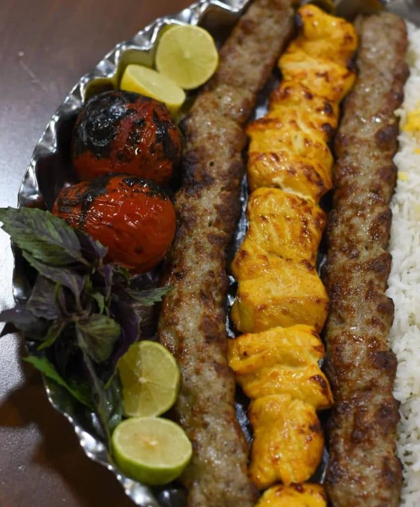 رستوران علی آذری در مشهد