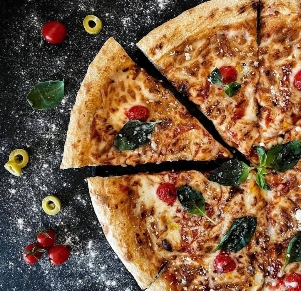 فست فود کترا در نیشابور