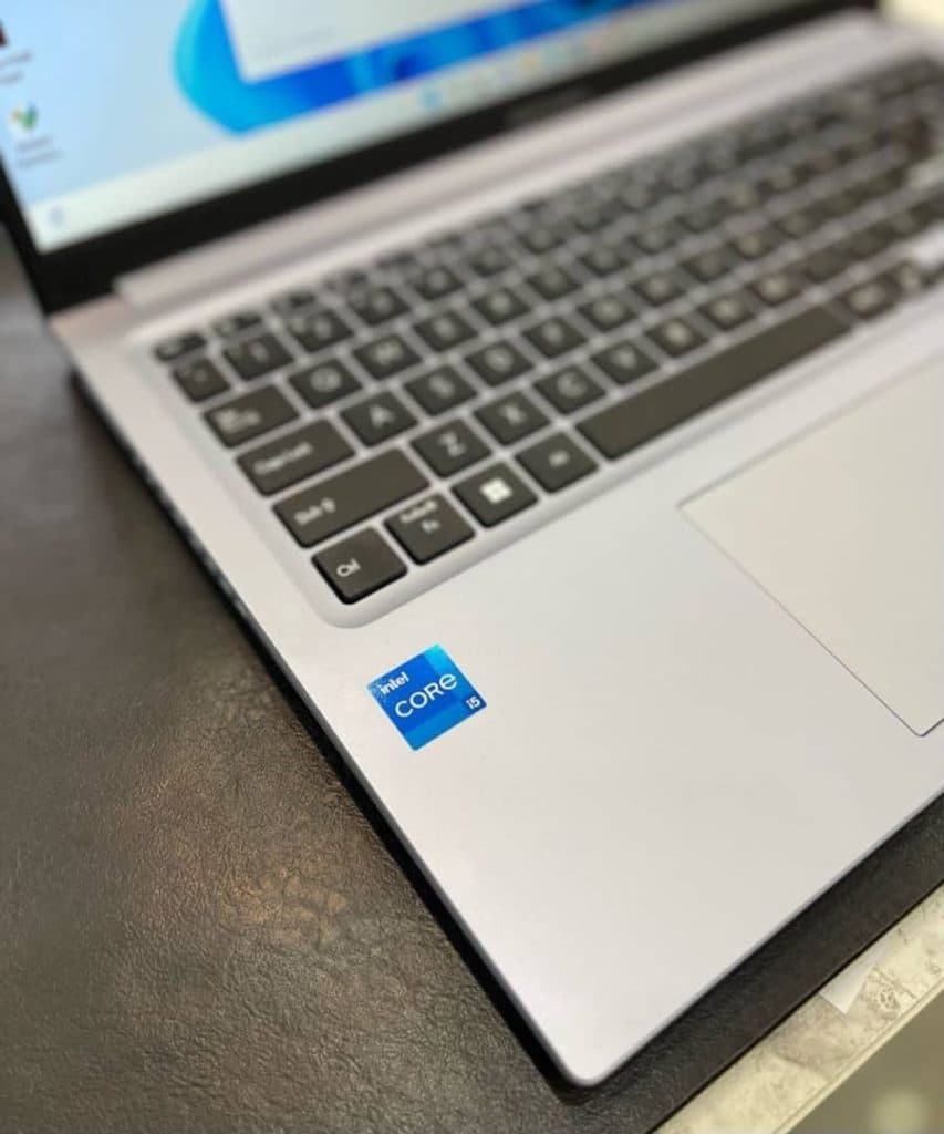 فروش لپ تاپ و کامپیوتر نو رایانه گستر در مهرشهر کرج