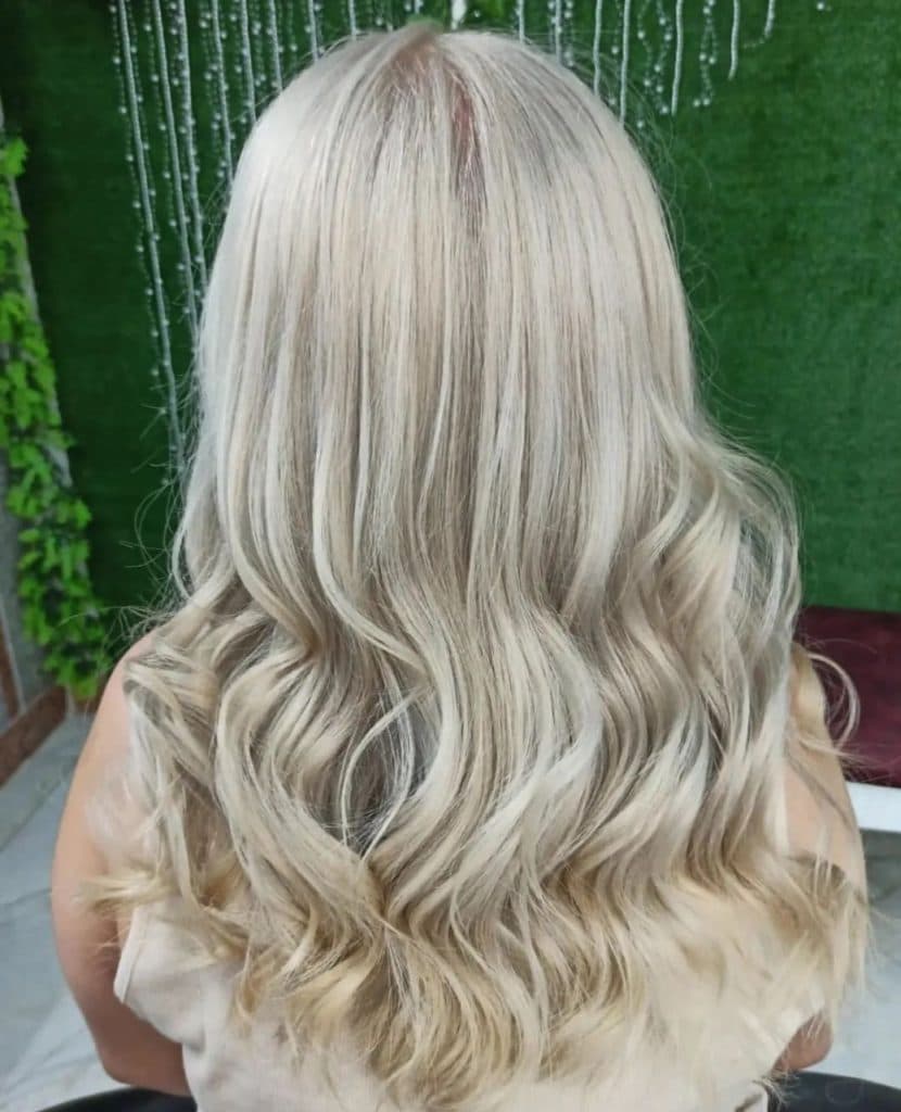 سالن زیبایی و عروس ماه تی تی در فاز 3 شهر جدید اندیشه