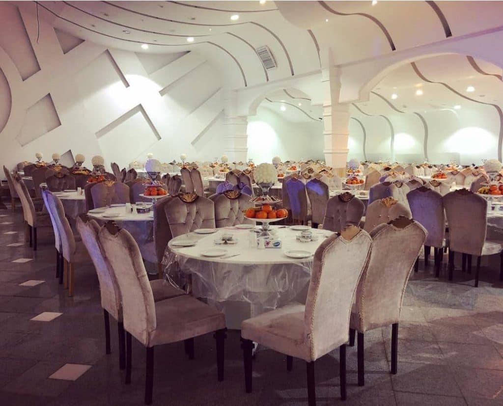 باغ تالار ستاره شهر در همدان