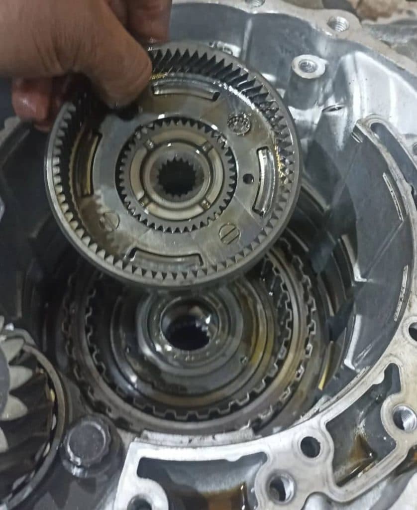 تعمیرگاه گیربکس اتومات حامد 2010 در رشت