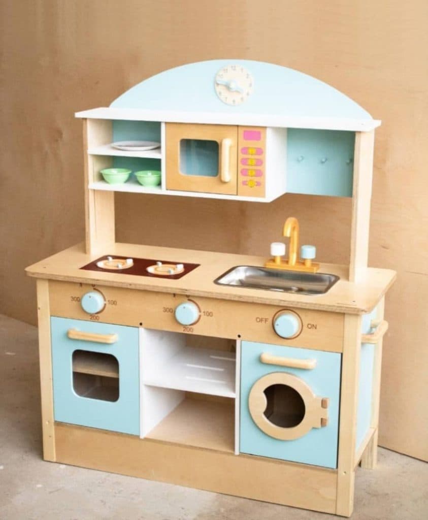 تولید کننده اسباب بازی و اکسسوری چوبی کودک ملمن تویز در تهران