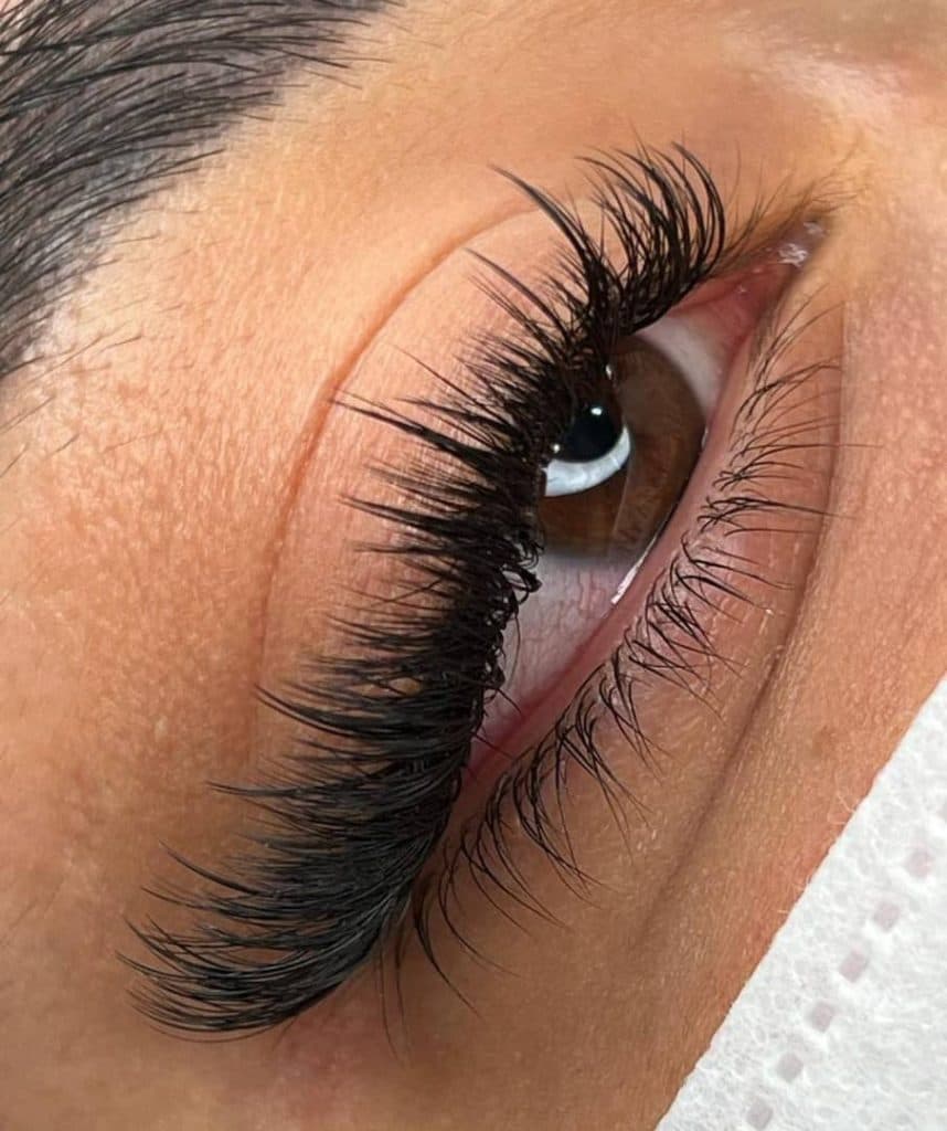 سالن زیبایی ندا پور احمدی در اراک